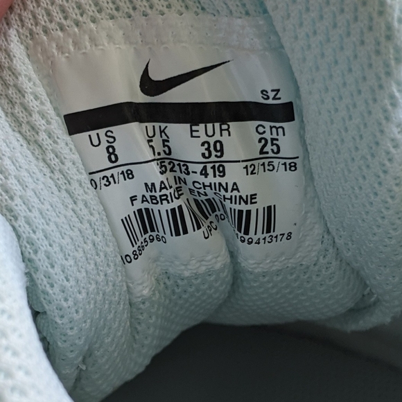 BNIB Nike Wmn's Air Max 90 - Sz 8 - Picture 9 of 9